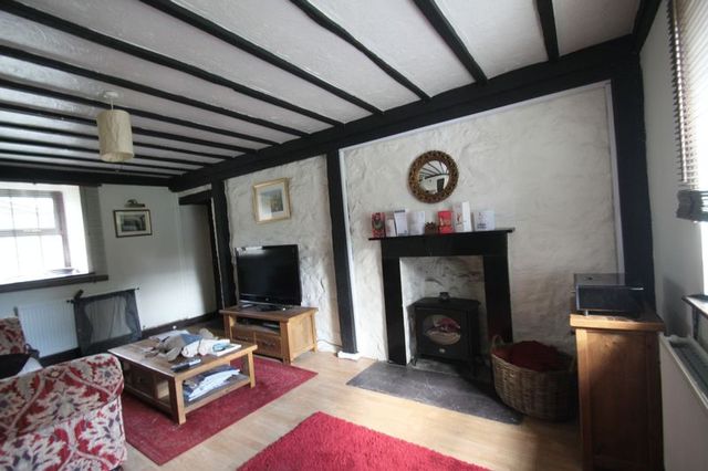  Image of 4 bedroom Detached house for sale in Pentir Bangor LL57 at Pentir Bangor, LL57 4EB