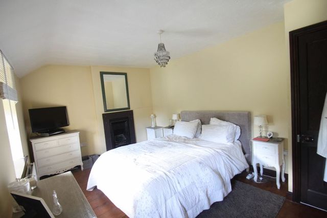  Image of 4 bedroom Detached house for sale in Pentir Bangor LL57 at Pentir Bangor, LL57 4EB