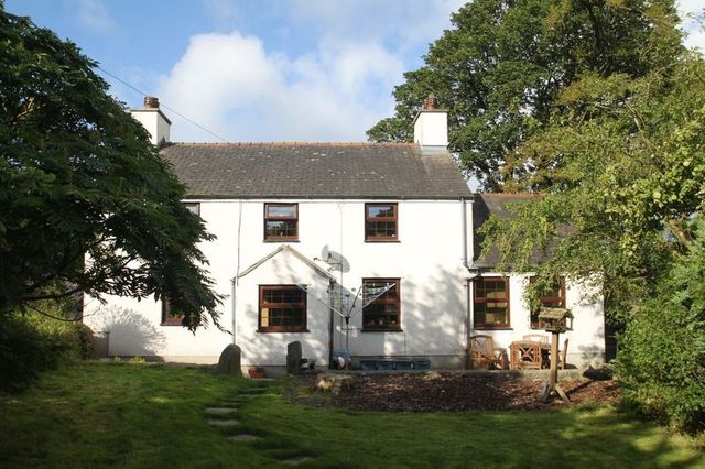  Image of 4 bedroom Detached house for sale in Pentir Bangor LL57 at Pentir Bangor, LL57 4EB
