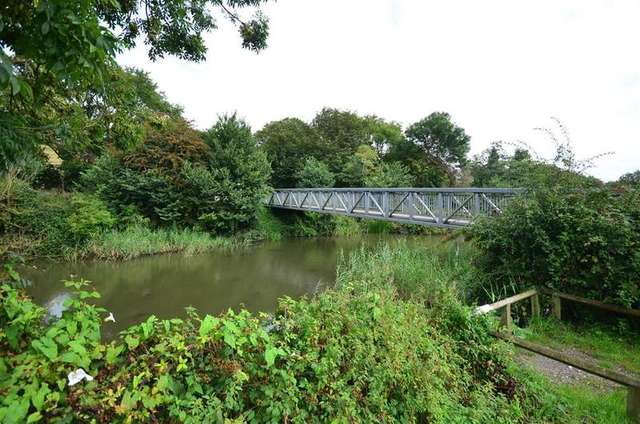  Image of 3 bedroom Semi-Detached house for sale in Peregrine Close Hythe CT21 at Hythe Kent Hythe, CT21 6QZ