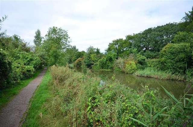  Image of 3 bedroom Semi-Detached house for sale in Peregrine Close Hythe CT21 at Hythe Kent Hythe, CT21 6QZ