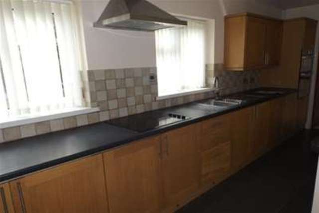  Image of 3 bedroom Semi-Detached house to rent in Pilgrim Way Pentre Maelor Wrexham LL13 at Wrexham, LL13 9RA
