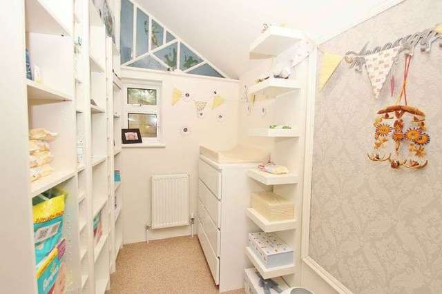  Image of 3 bedroom Flat for sale in Pine Tree Glen Westbourne Bournemouth BH4 at Pine Tree Glen  Bournemouth, BH4 9EJ