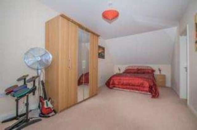  Image of 5 bedroom Detached house for sale in Ponsonby Drive Peterborough PE2 at Peterborough Cambridgeshire Woodston, PE2 9RZ