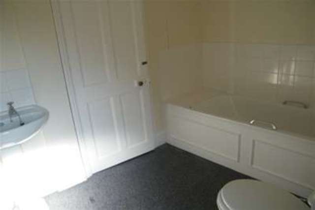  Image of 4 bedroom Semi-Detached house to rent in Prestbury Road Prestbury Cheltenham GL52 at Cheltenham, GL52 3ES