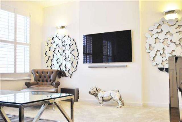  Image of 2 bedroom Apartment to rent in Lower Queens Road Buckhurst Hill IG9 at Buckhurst Hill, IG9 5BY