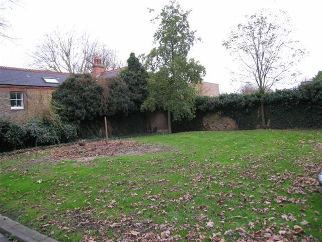  Image of 4 bedroom Flat to rent in Rayners Road London SW15 at Rayners Road  London, SW15 2AY