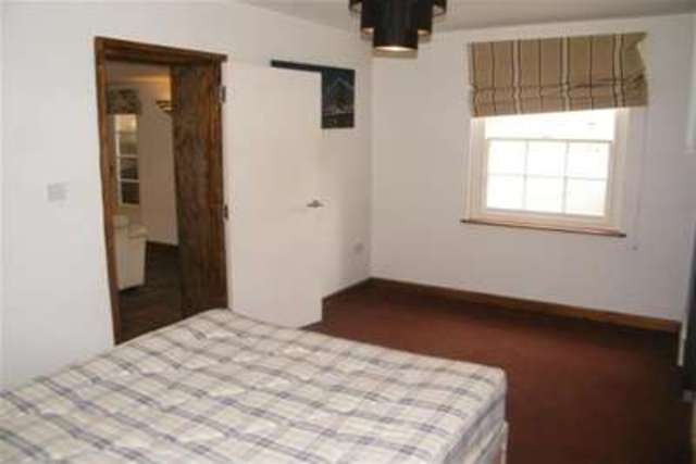  Image of 2 bedroom Flat to rent in Regent Street Leamington Spa CV32 at Leamington Spa, CV32 5HQ