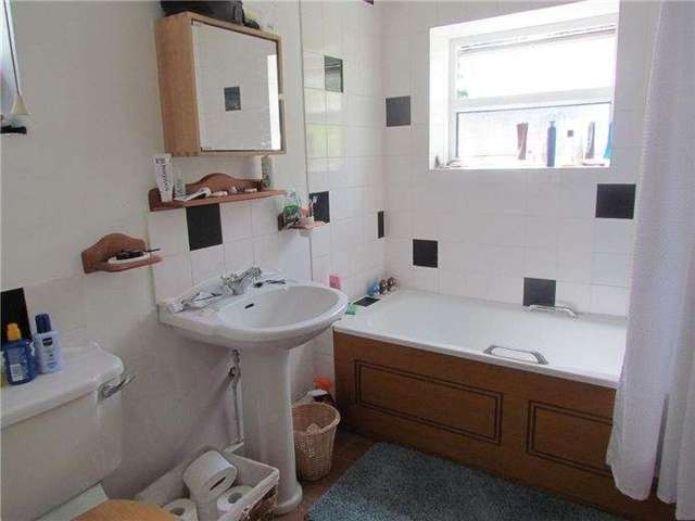  Image of 3 bedroom Detached house to rent in River Lane Cambridge CB5 at CAMBRIDGE  Cambridge, CB5 8HP
