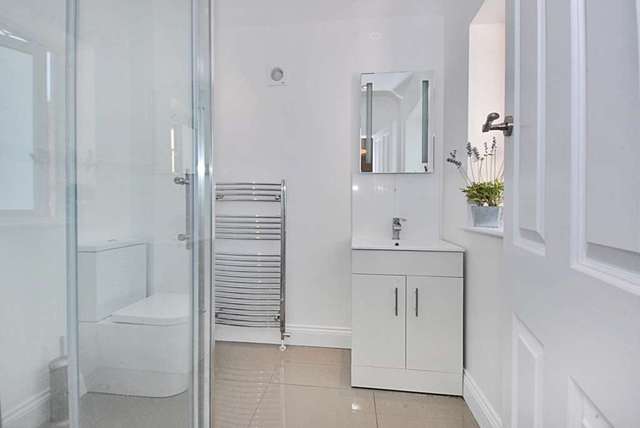  Image of 5 bedroom Detached house for sale in Riversdale Road Thames Ditton KT7 at Riversdale Road  Thames Ditton, KT7 0QL
