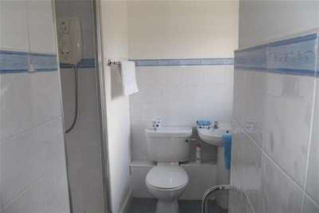  Image of 2 bedroom Flat to rent in Riverview Drive Glasgow G5 at Glasgow, G5 8EU