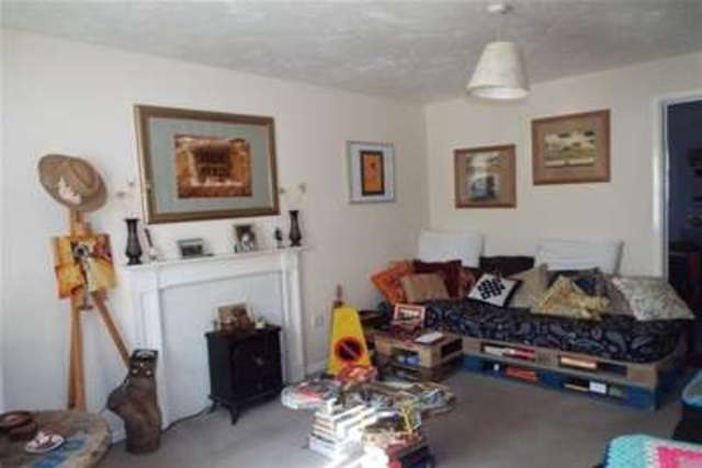  Image of 2 bedroom Terraced house to rent in Neville Drive Romsey SO51 at Romsey, SO51 7RP