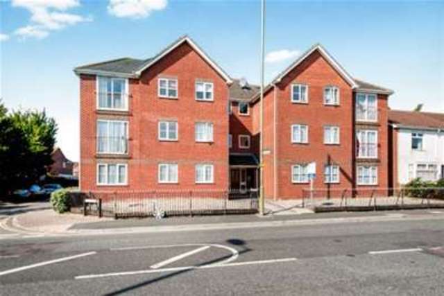  Image of 2 bedroom Flat to rent in Adur Close Gosport PO12 at Gosport, PO12 3EY