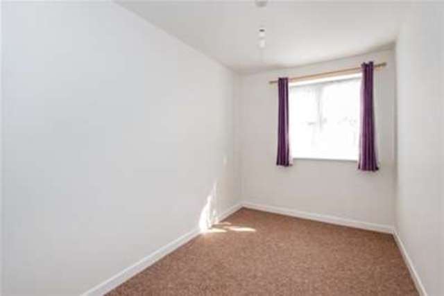  Image of 2 bedroom Flat to rent in Adur Close Gosport PO12 at Gosport, PO12 3EY