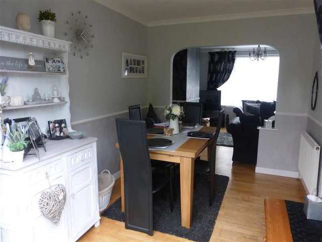  Image of 4 bedroom End of Terrace for sale in Rowlands Avenue Waterlooville PO7 at Waterlooville Hampshire Waterlooville, PO7 7RU