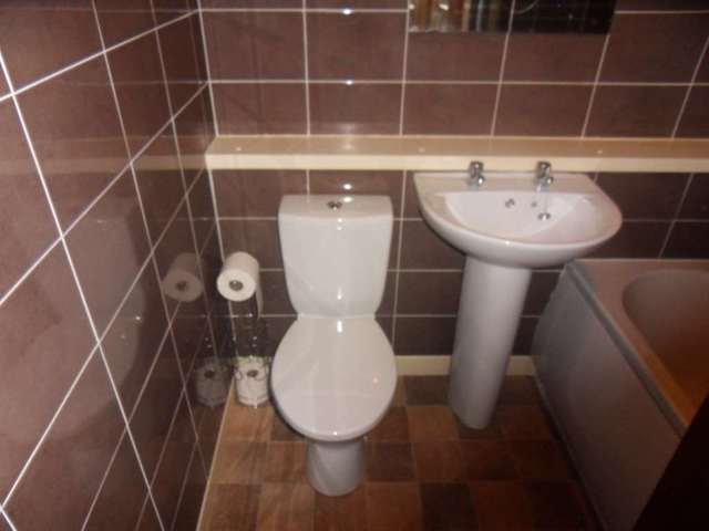  Image of 1 bedroom Flat to rent in Russell Street Johnstone PA5 at Russell Street  Johnstone, PA5 8EZ