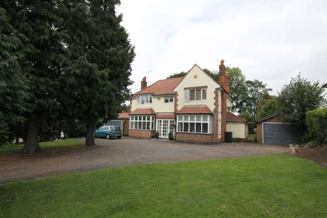  Image of 3 bedroom Detached house for sale in Scraptoft Lane Leicester LE5 at Scraptoft Lane Humberstone Leicester, LE5 1HX