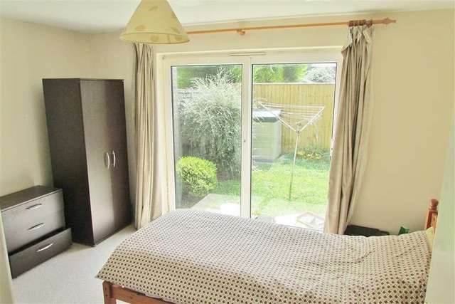  Image of 1 bedroom Flat to rent in Segsbury Road Wantage OX12 at Segsbury Road  Wantage, OX12 9XU