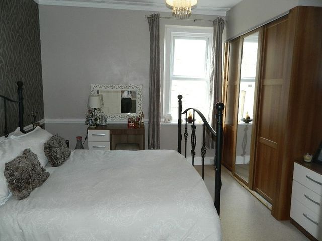  Image of 2 bedroom Flat for sale in Severn Road Weston-super-Mare BS23 at Severn Road  Weston-Super-Mare, BS23 1DT
