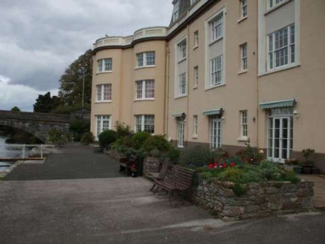  Image of 2 bedroom Apartment to rent in Bridgetown Totnes TQ9 at Bridgetown  Totnes, TQ9 5AA