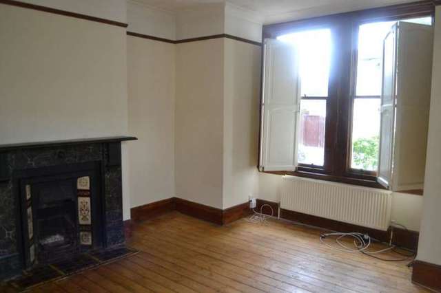  Image of 2 bedroom Flat to rent in Shell Road London SE13 at Shell Road  London, SE13 7TY