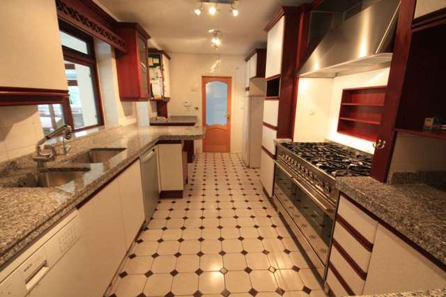  Image of 6 bedroom Detached house for sale in Simister Lane Prestwich Manchester M25 at Simister Lane Prestwich Manchester, M25 2SU
