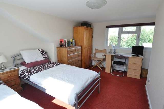  Image of 4 bedroom Terraced house for sale in Sir Johns Road Selly Park Birmingham B29 at Sir Johns Road Selly Park Birmingham, B29 7EP