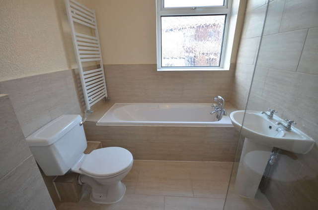  Image of 2 bedroom Terraced house to rent in Snape Street Darwen BB3 at Darwen Lancashire, BB3 1EN