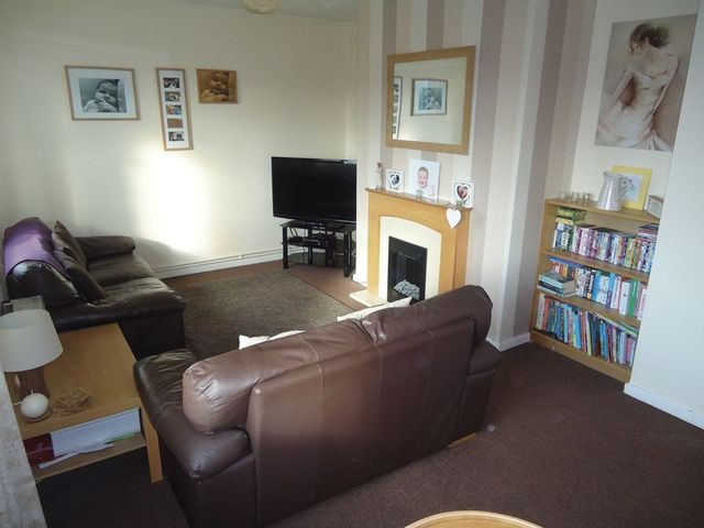 Image of 2 bedroom Flat for sale in Somerset Road Stafford ST17 at Somerset Road  Stafford, ST17 9UZ