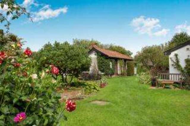  Image of 3 bedroom Detached house for sale in Low Common Low Common South Lopham Diss IP22 at South Lopham Diss South Lopham, IP22 2JR