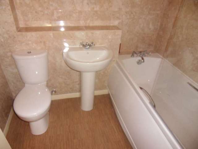  Image of 1 bedroom Flat to rent in South William Street Johnstone PA5 at South William Street  Johnstone, PA5 8PA