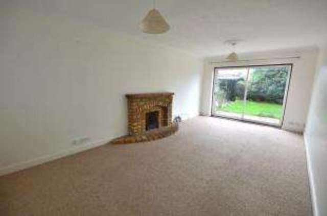  Image of 4 bedroom Detached house for sale in Plymtree Southend-on-Sea SS1 at Thorpe Bay Essex Thorpe Bay, SS1 3RA