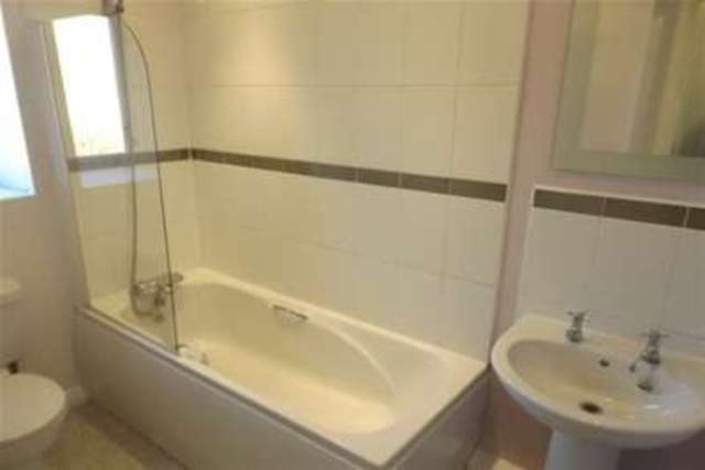  Image of 2 bedroom Flat to rent in Spring Gardens Nottingham NG8 at Nottingham, NG8 4JN
