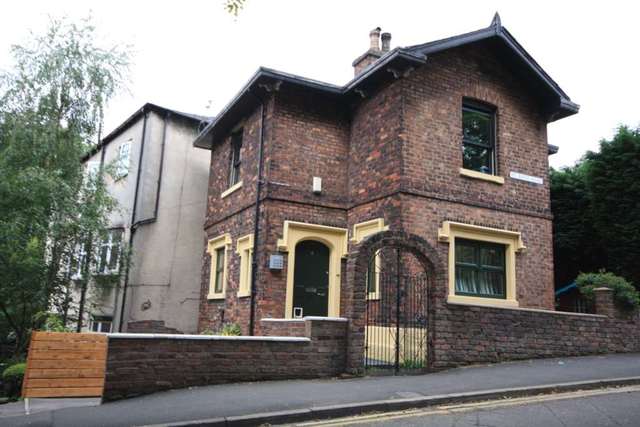  Image of 3 bedroom Detached house for sale in St. Anns Road Prestwich Manchester M25 at St Ann`s Road Prestwich Manchester, M25 9GD