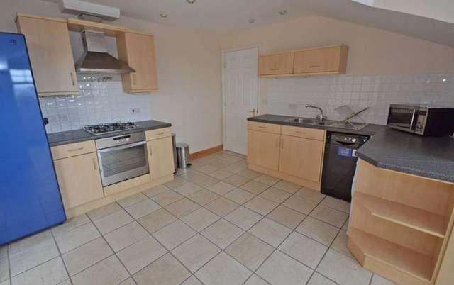  Image of 2 bedroom Flat for sale in St. Christophers Walk Wakefield WF1 at Wakefield West Yorkshire, WF1 2UP