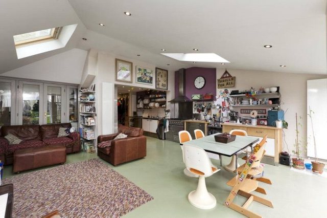  Image of 5 bedroom Terraced house to rent in St. Philip