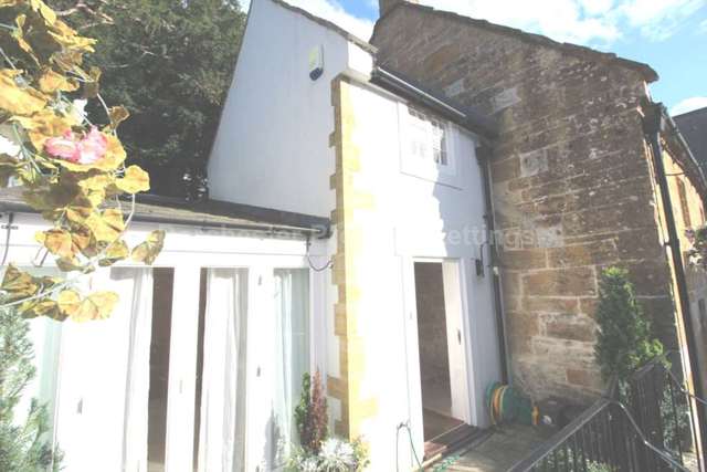  Image of 3 bedroom Semi-Detached house to rent in Stinsford Stinsford Dorchester DT2 at Stinsford Dorchester, DT2 8PT