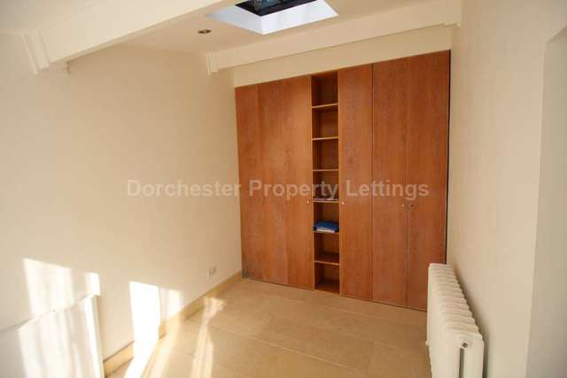  Image of 3 bedroom Semi-Detached house to rent in Stinsford Stinsford Dorchester DT2 at Stinsford Dorchester, DT2 8PT