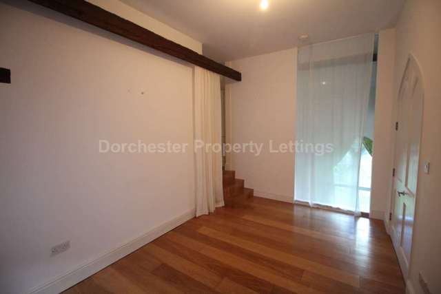  Image of 3 bedroom Semi-Detached house to rent in Stinsford Stinsford Dorchester DT2 at Stinsford Dorchester, DT2 8PT