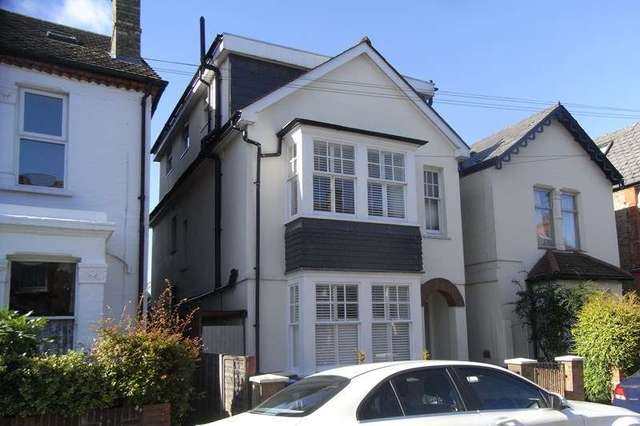  Image of 4 bedroom Detached house for sale in Strafford Road Barnet EN5 at Strafford Road  High Barnet, EN5 4LR