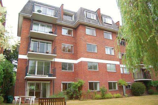  Image of 2 bedroom Apartment to rent in Worple Road London SW19 at Wimbledon, SW19 4JB