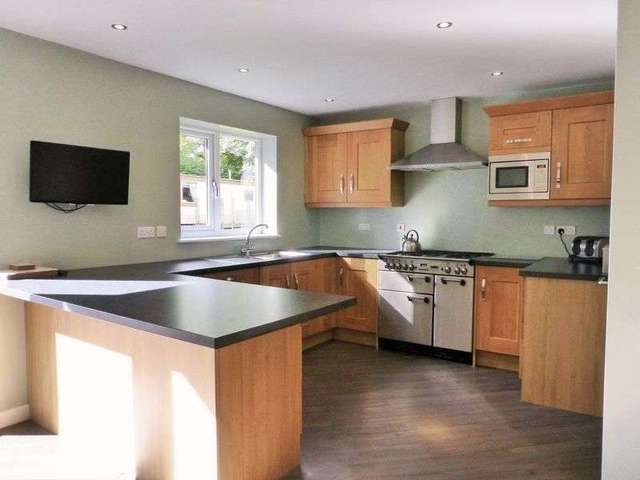  Image of 5 bedroom Detached house for sale in The Walk Hesketh Bank Preston PR4 at The Walk Hesketh Bank Preston, PR4 6XR