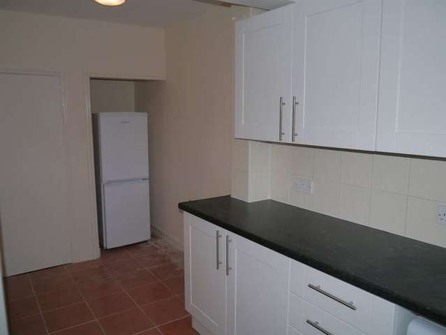  Image of 3 bedroom Terraced house to rent in Swinburne Road Abingdon OX14 at Abingdon-on-Thames, OX14 2HF