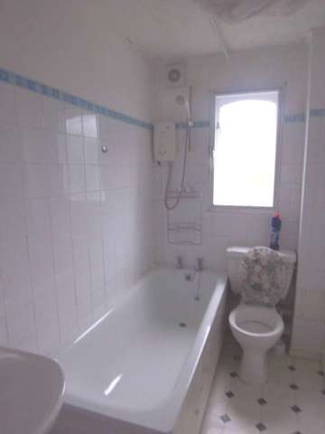  Image of Studio flat to rent in Sybil Phoenix Close London SE8 at Sybil Phoenix Close Deptford London, SE8 5BA