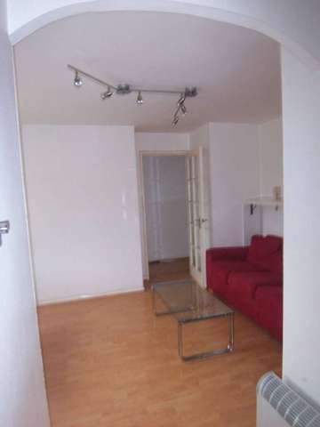 Image of Studio flat to rent in Sybil Phoenix Close London SE8 at Sybil Phoenix Close Deptford London, SE8 5BA
