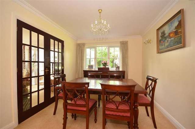  Image of 5 bedroom Detached house for sale in The Dell Tadworth KT20 at Tadworth Surrey Tadworth, KT20 5TQ