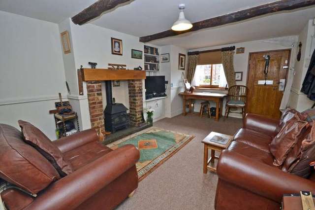  Image of 2 bedroom Cottage for sale in The Green Sharlston Common Wakefield WF4 at Sharlston Common West Yorkshire, WF4 1EF