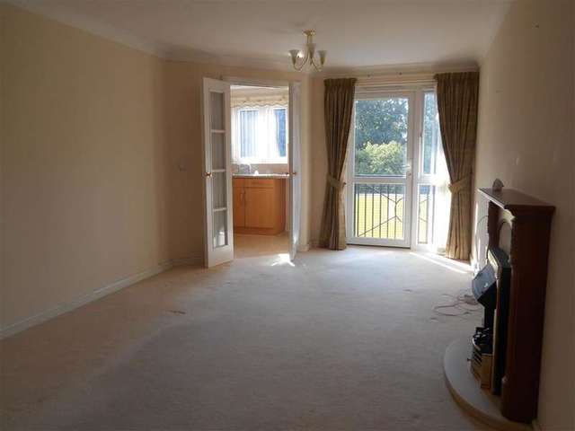  Image of 1 bedroom Retirement Property for sale in The Grove Westgate-on-Sea CT8 at Westgate-On-Sea Kent Westgate-On-Sea, CT8 8BE