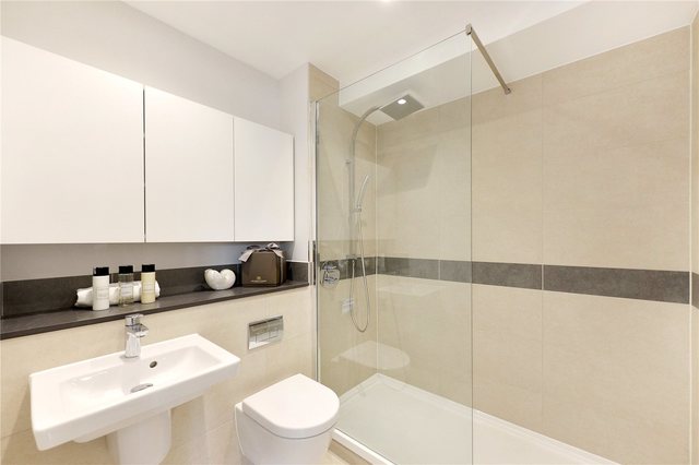  Image of Flat for sale in Dunford Road London N7 at 40 Dunford Road Holloway Lower Holloway, N7 6EL