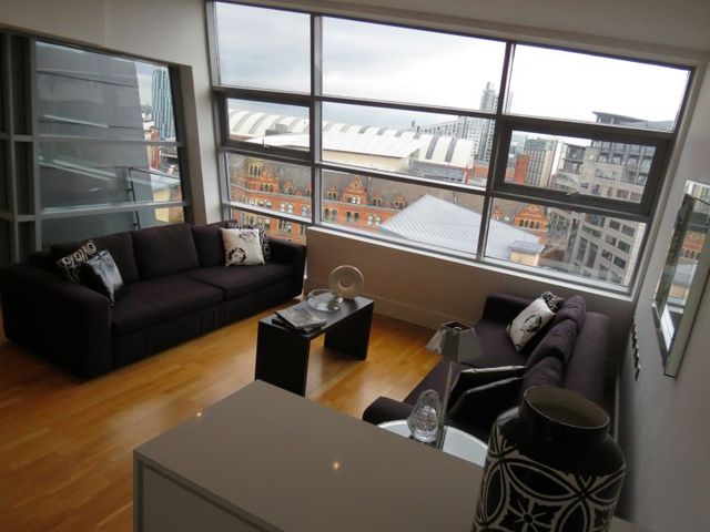  Image of 3 bedroom Apartment to rent in Whitworth Street West Manchester M1 at 41 Whitworth Street West  Manchester City, M1 5BD